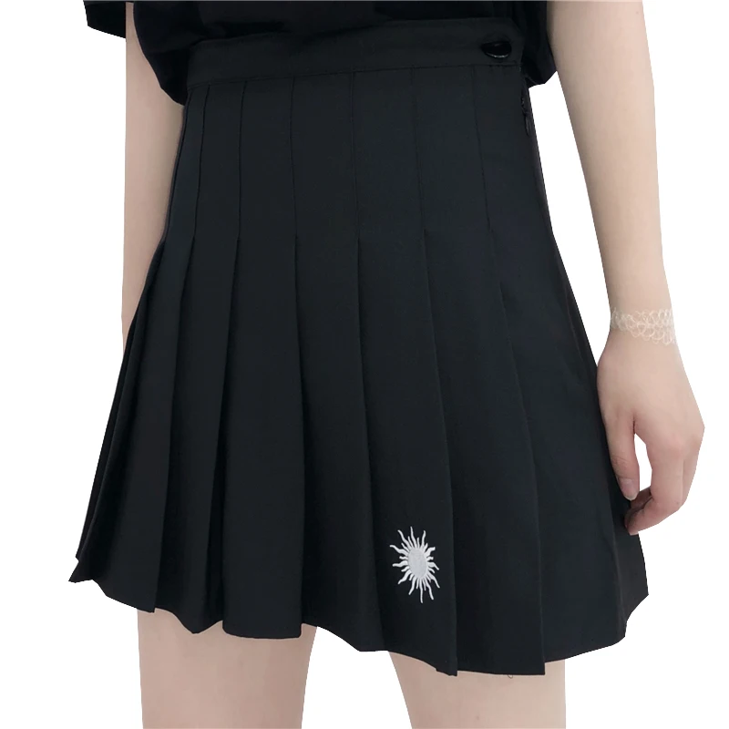 

Harajuku Pleated Skirts Women Vintage Sun Embroidered Skirts Loose High Waist Skirts Cotton Ghost Horse Girl Skirts Female #6723