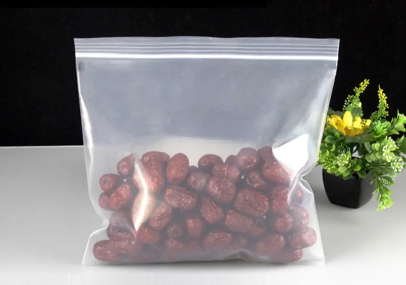 1Glasses,cell phone,horizontal,vertical,square mat,curtain,carpet,pen,ruler,keyboard,wire,stick,clothing,quilt,doll,toy,food,Sample,compact bag,sealed bag,ziplock bag, (8)