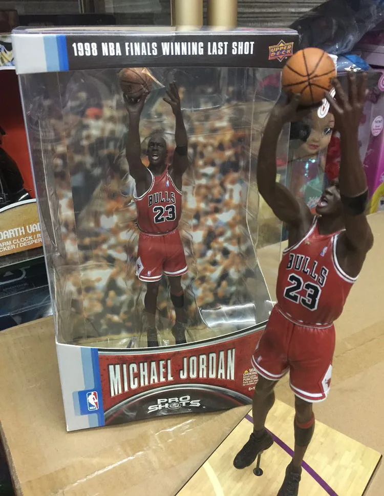 

Original McFarlane Garage kit Sports: Jordan Basketball Court James Kobe Dunk Action Figure Collectible Model Toy In Box
