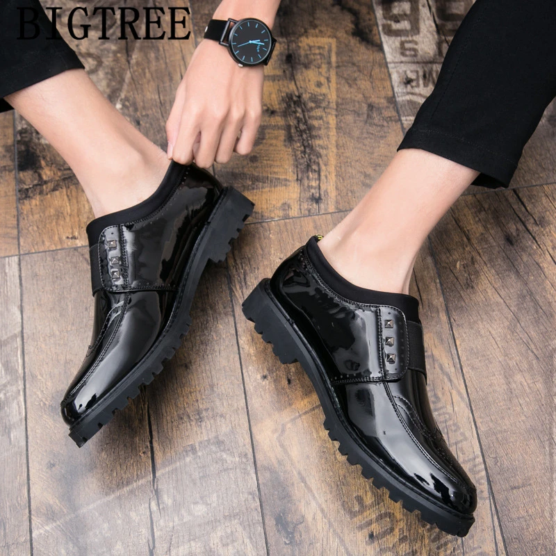 ブローグシューズ男性フォーマル美容師メンズ結婚式ローファーのパテントレザーの靴男性のスーツの靴高級イタリアブランドヘレンschoenen Formal Shoes Aliexpress