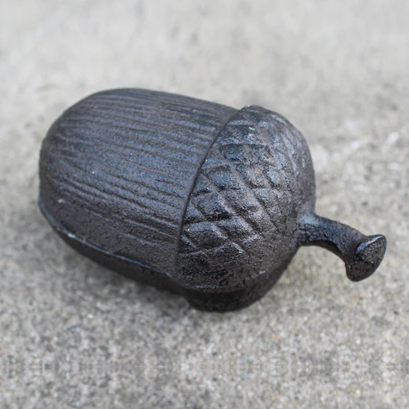 Primitive Style - Heavy Rustic Cast Iron Acorn Hide-A-Key (Dark Bronze Accented in Rusty Brown Finish Use Indoor or Outdoor | Дом и сад