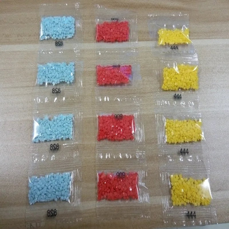 Белые Стразы Для Алмазной Мозаики Купить