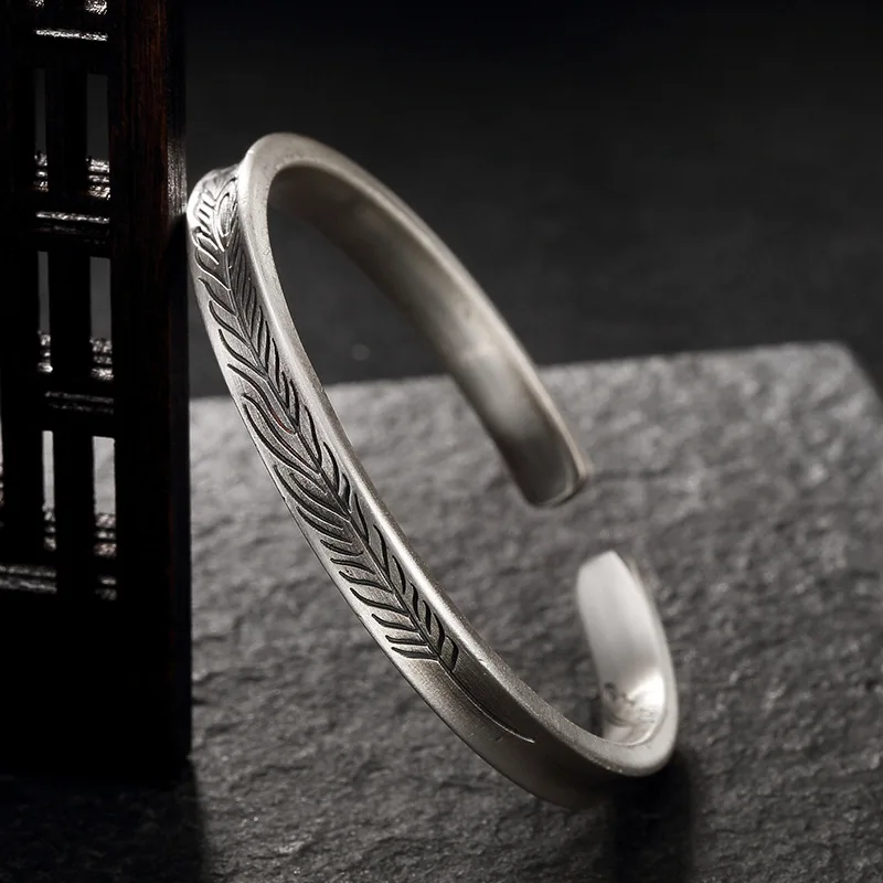 

2018 Rushed S999, Pure Silver, Antique, Matte, Leaf, Unique Personality, Ladies' Section, Open Bracelet, Bracelet Wholesale.
