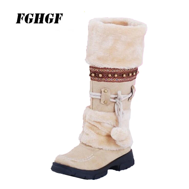 

Large size 40 to 43 Boots in the snow The new boots Thick sole The thick hair Keep your cotton boots warm leisure Female boots