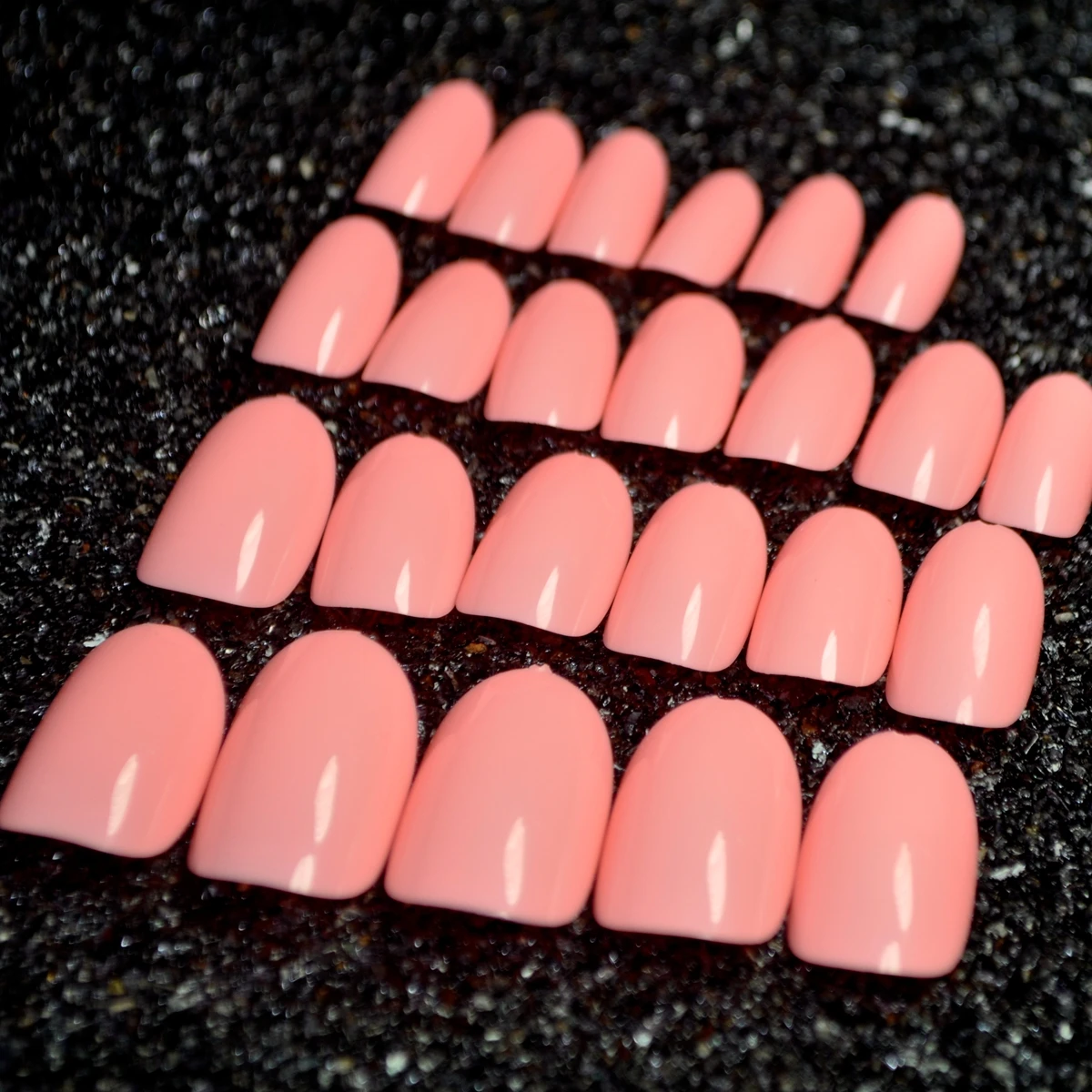 24pcs False Nails Candy Full Artificial Manicure Nails Oval Round