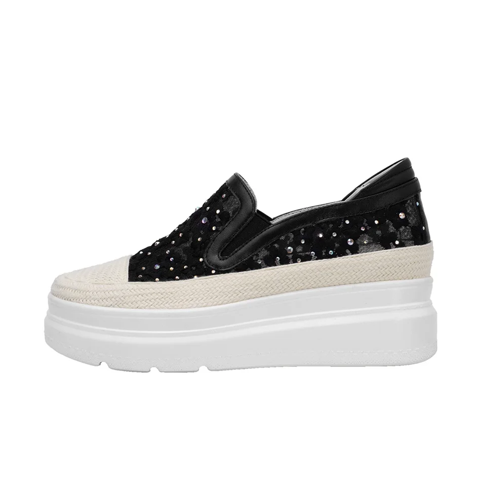 

2019 Summer women's flat shoes fashion platform shoes waterproof platform breathable comfortable women's shoes