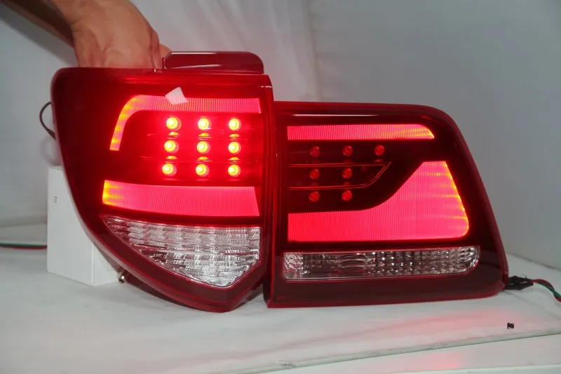 12-14年 新款Fortuner 红白尾灯 YZ (11)