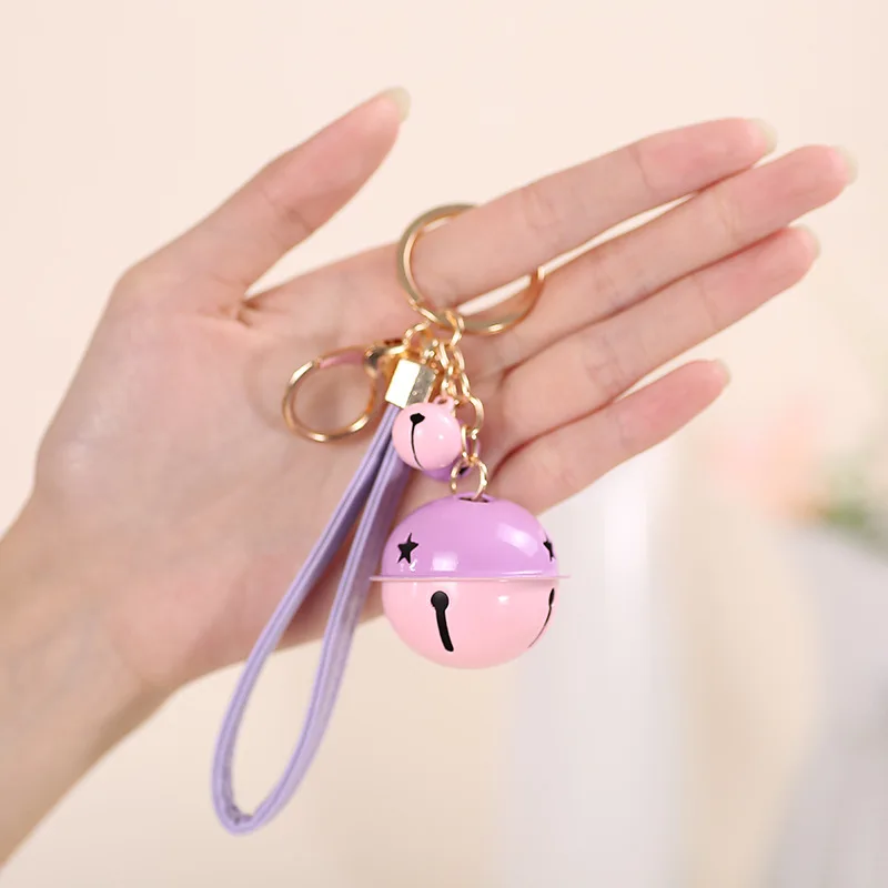 

Creative Valentine's Day DIY Metal Small Bell Keychain Women Bag Phone Pendant Wedding Party Decoration Boy/Girl Baby Shower Gif