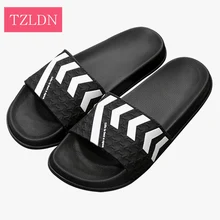 TZLDN/мужские летние домашние шлепанцы; модные сандалии с мягкой подошвой для отдыха; домашние тапочки; Мужская мягкая нескользящая обувь;