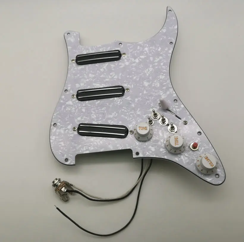 

Stratocast Guitar Pickups Pickguard SSS Humbucker Pickups 3 independent Push Pull Function1 enhanced tone function Very powerful