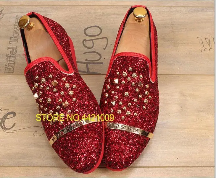

Retro 2018 Driving Shoes for men Flats Bling Glitter Man Casual Loafers Shoes Flats Rivets Spring Autumn Slip On Studs Oxfords
