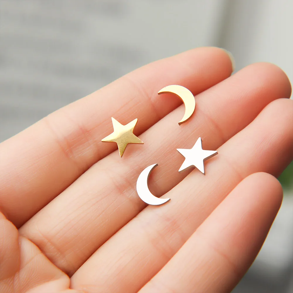 

Asymmetry Star Moon Stud Earrings for Women Girls Gift Fashion Minimalist Gold Sliver Color Cute Ear Jewelry brincos kolczyki