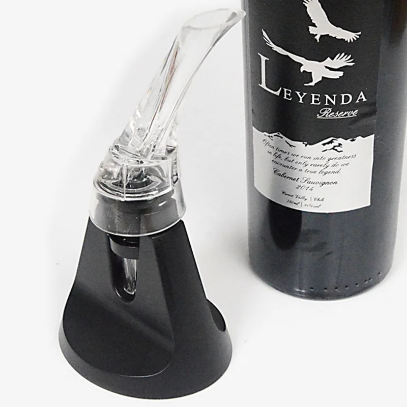 New Style Acrylic Aerating Wine Pourer Decanter Red Wine Bottle New
