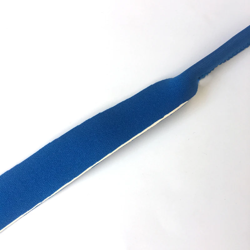 unisex floating glasses strap men accessoire detail (7)