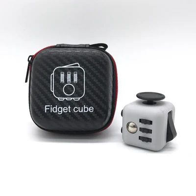 Fidget Cubo de presente de aniversário com Faixa Etária : 14 Anos de Idade