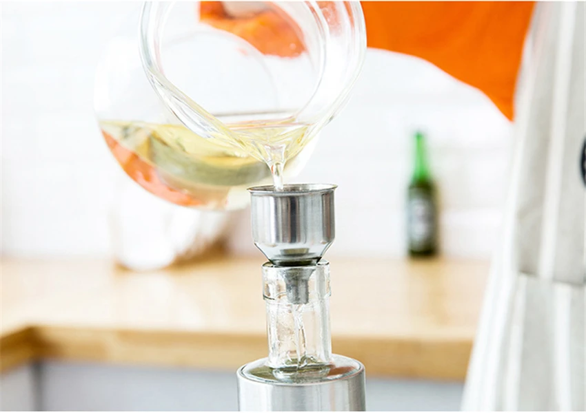 Useful 300ML Olive Oil Dispenser Bottle with Funnel Stainless Steel Oil Pourer Dispensing Bottles Oil Vinegar Sauce Bottle