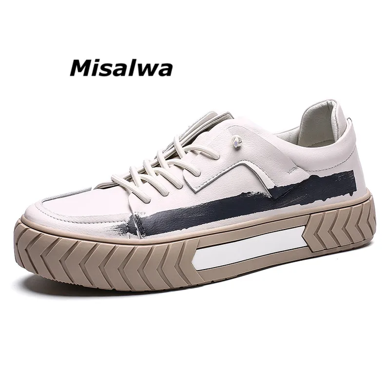 Misalwa جديد الأزياء الشبان عارضة أحذية من الجلد الترفيه سكيت حذاء جولة تو مراهقون البيج فريد شخصية أحذية مصممين