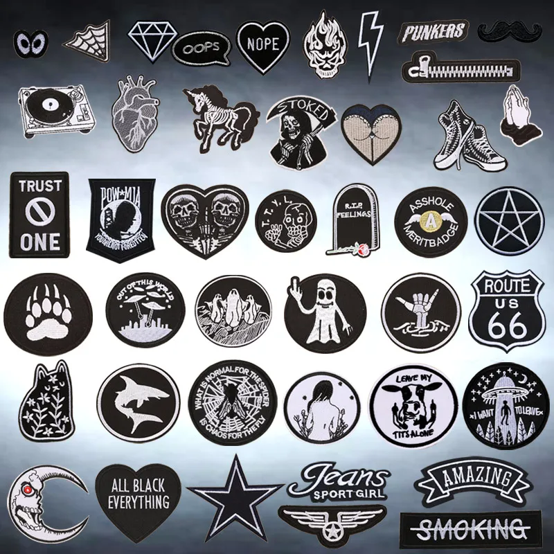 

(46 Styles) 1 PCS Black and White Patches for Clothes Iron on letter Appliques DIY Skull Stripes Embroidery Sticker Round Badges