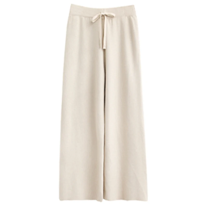 beige loose jeans