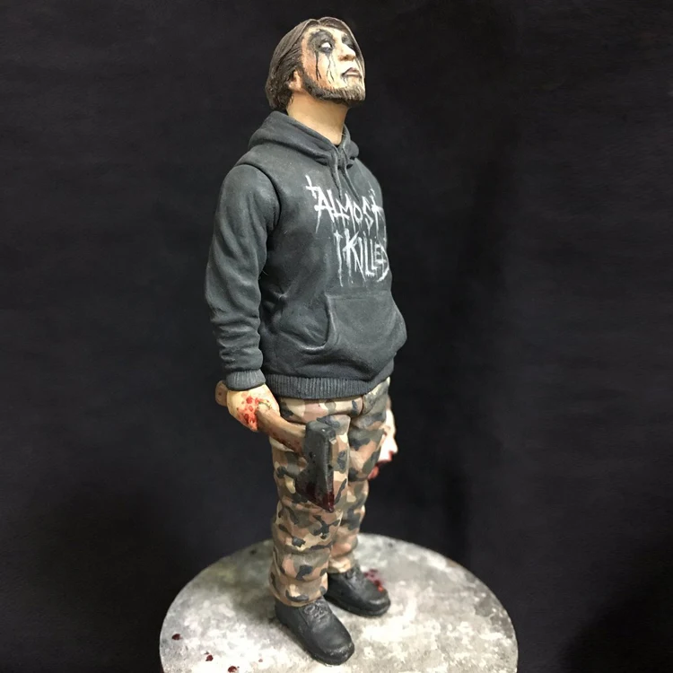 

1/20 Resin Figure Model Movie Theme Zombie Hunter R162