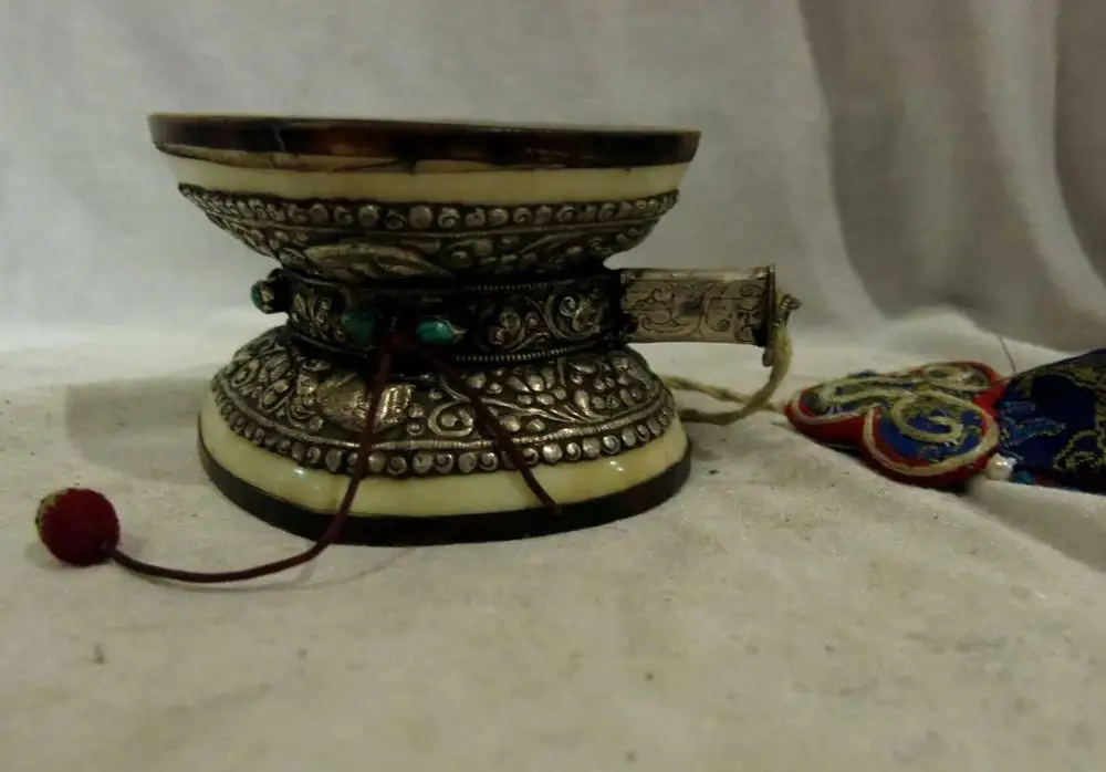 

Tibet Silver inlay bone finely handwork Buddhism tambourine Sculpture Statue