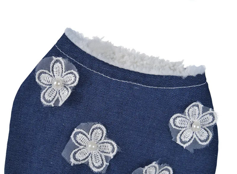 (4)