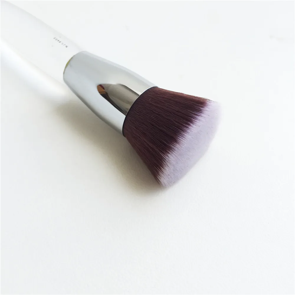 Trish McEvoy BRUSH 76 PERFECT FOUNDATION _ 5