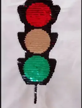 

50pcs Traffic signals Reverse Sequins Sew On Patches for clothes Kids T Shirt Change color Embroidered Reversible Patch