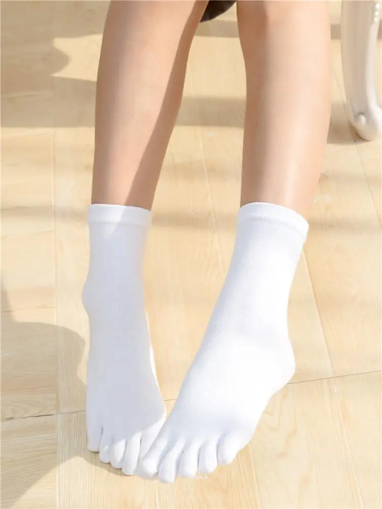 Classic Pure Color Lady Cotton Five Finger Socks 5 Finger Pure Cotton Female Cute Novelty Socks With Separate Toes - Цвет: Белый