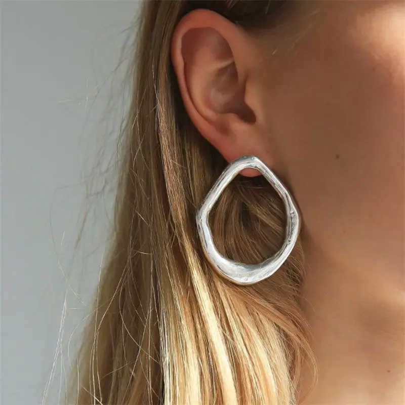 

Vintage Silver Irregular Round Drop Earring for Women Alloy Geometric Hollow Earrings Statement Jewelry Brinco 1955
