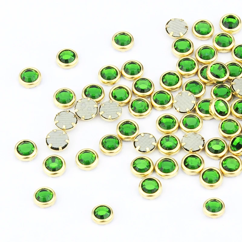 

Blueness 100pcs Glitter Green Crystal Rhinestones for Nail Arts Design Manicure Stud 3D Charms Nail Jewelry PJ336