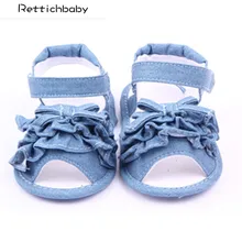 Детские летние новые модные сандалии для мальчиков и девочек; джинсовая обувь с бантом для младенцев; нескользящая обувь для малышей