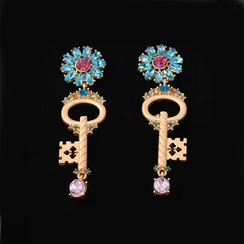 

Baroque Earring Female Pendientes Mujer Moda 2018 Gold Crystal Flower Key Big Drop Earrings For Women Jewelry Oorbellen Brincos