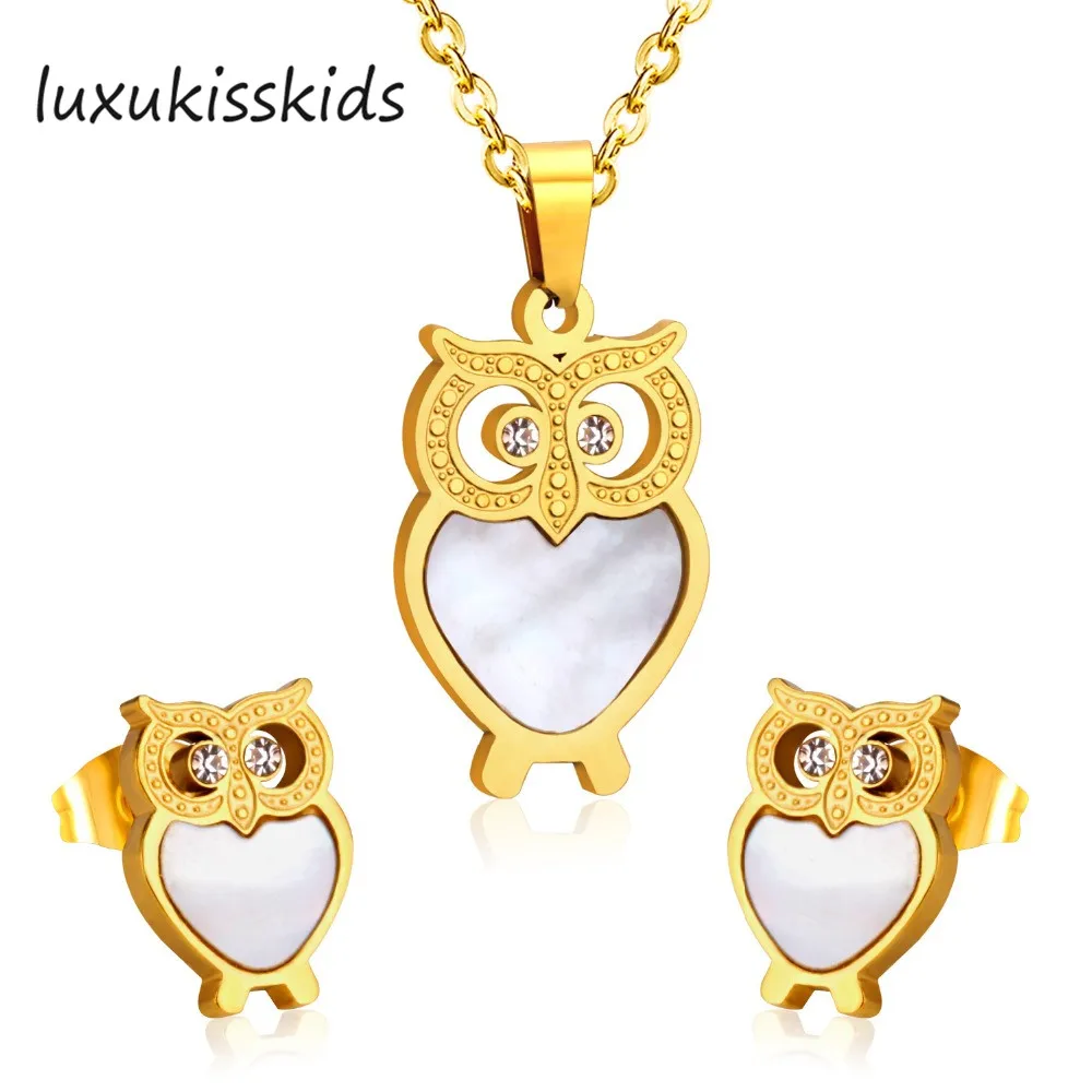 

LUXUKISSKIDS Hot Sale 316L Stainless Steel Sets Gold Jewelry Sets Vintage Pendant Necklace With Earrings Free Chain