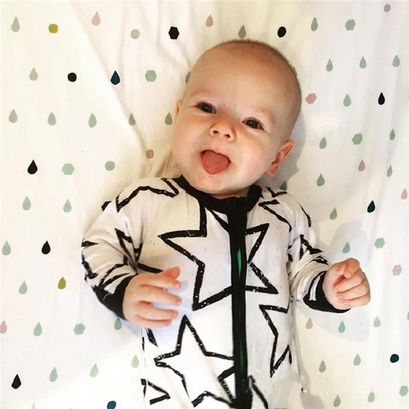 

Baby Girls and boy Rompers pentagram Pattern Long Sleeve Newborn Jumpsuits Autumn/Winter Baby Clothes Zip Infant Clothing BR149