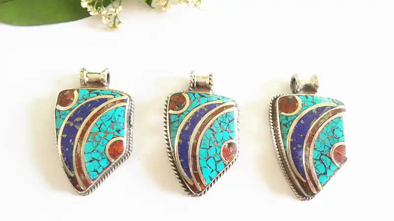 nepal hand metal pendants 158 (8)