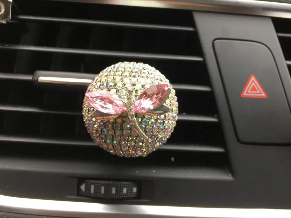 Цвет бабочка diamond ball стайлинга автомобилей орнамент Стрекоза освежающий воздух агента для кондиционера автомобилей парфюмерия 100 - Название цвета: Q