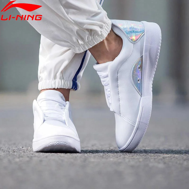 walk line sports shoes price