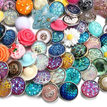 

RoyalBeier 50pcs/lot Mixed Pattern Styles 18mm Glass Snap Buttons Charm For Fit 18/20mm Snap Bracelet Necklace Women DIY Jewelry