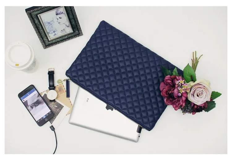 Diamond Lattice Plaid Quilted Clutch*