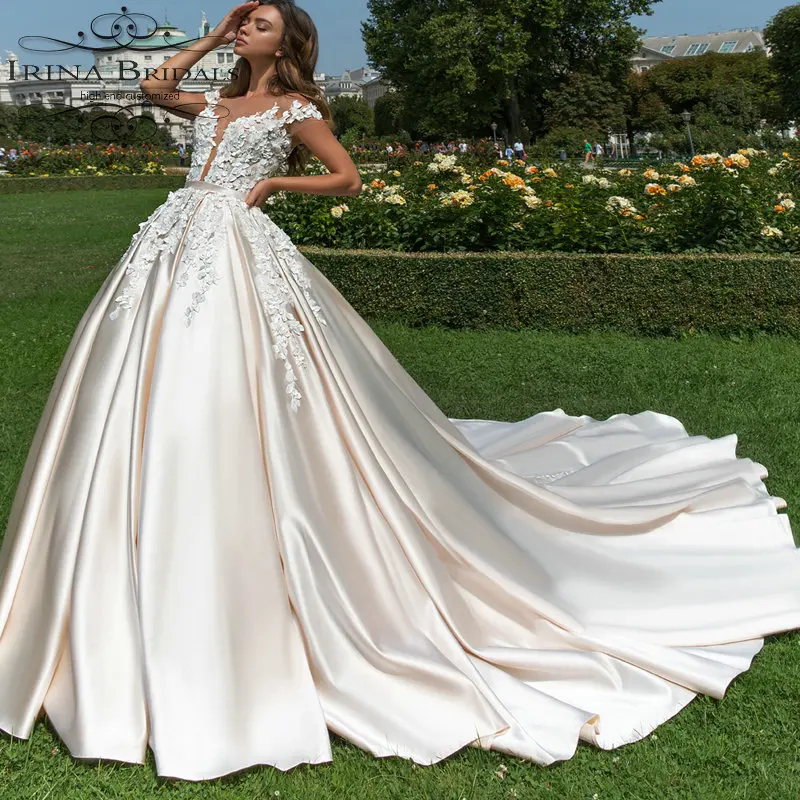 

hochzeitskleid Cap Sleeve Lace Appliques 3D Flowers Champagne Satin Wedding Dress