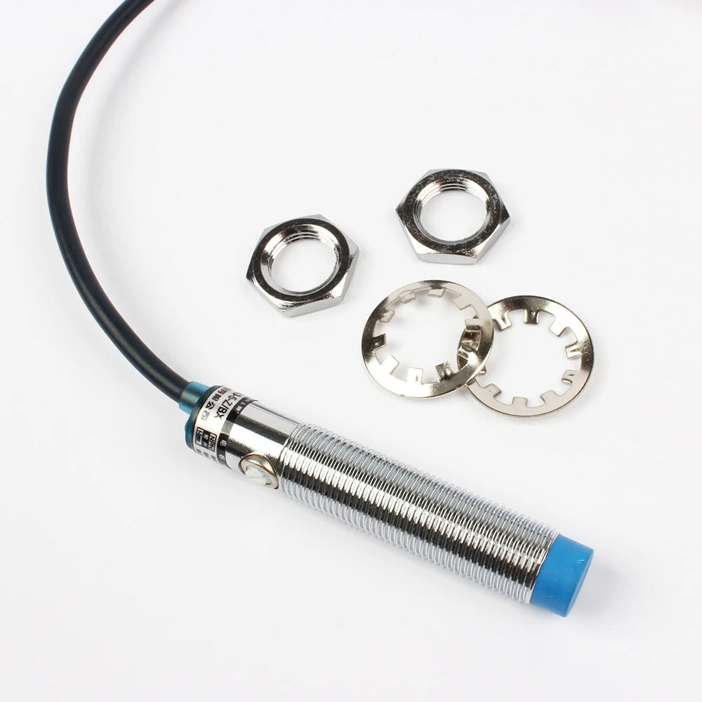 Heschen Capteur De Proxiité Capacitif Interrupteur, LJC12A3-5-Z/AX - 4