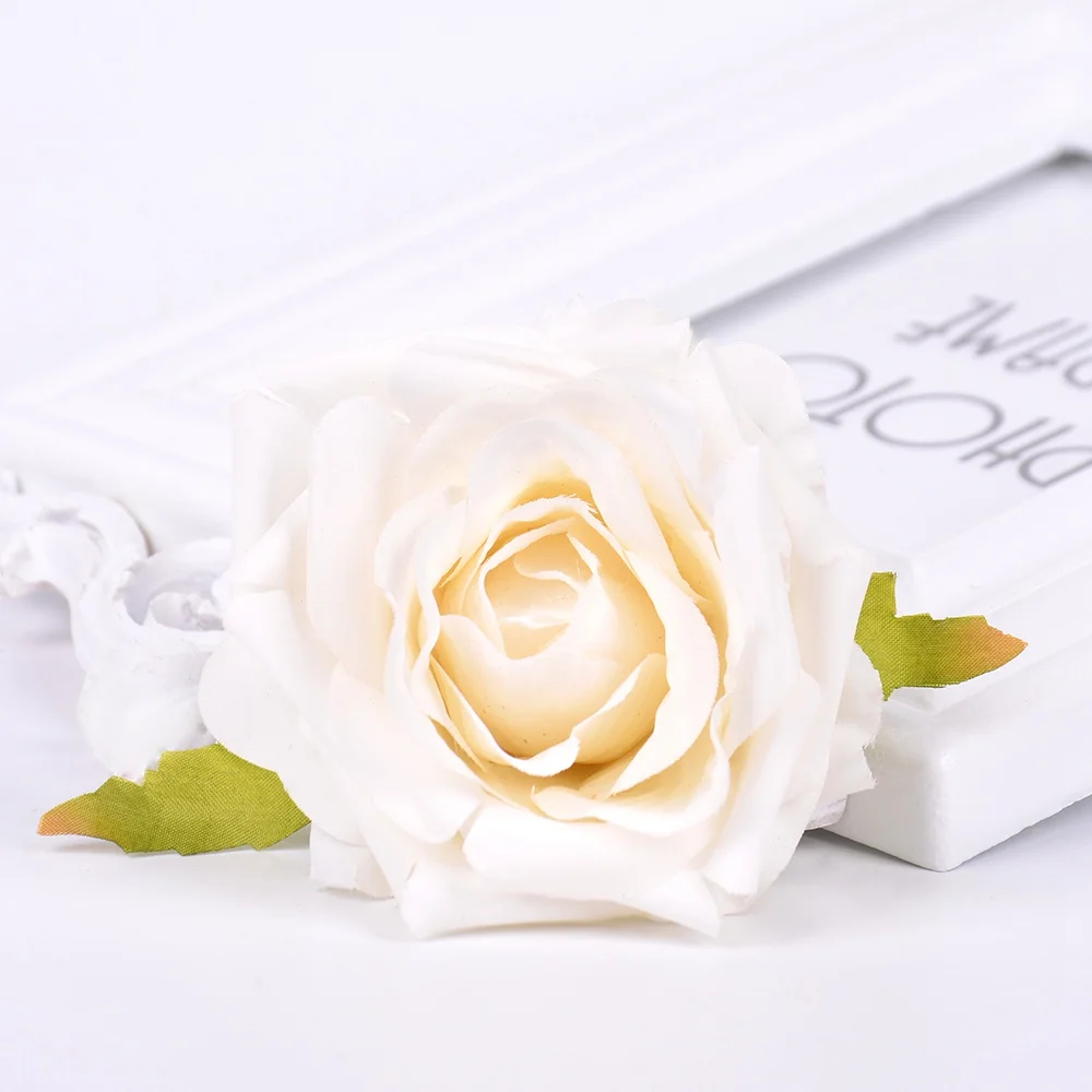 2 шт. новые шелковые Цветущие розы Искусственные цветы голова для свадьбы украшения дома свадебный венок подарки Записки Ремесло поддельный цветок - Цвет: Белый