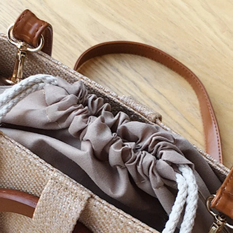 Fashion Women Hot Beach Straw Bags INS Popular Autumn Female Wooden Ring Weave Handbag Casual Lady Knitted Shoulder Bag SS3423 (4)