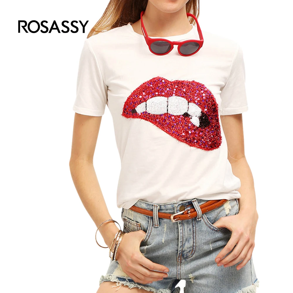 Красивые футболочки. Футболка женская модная. Футболка женская модная. Красивые футболки женские. Красивые футболочки.