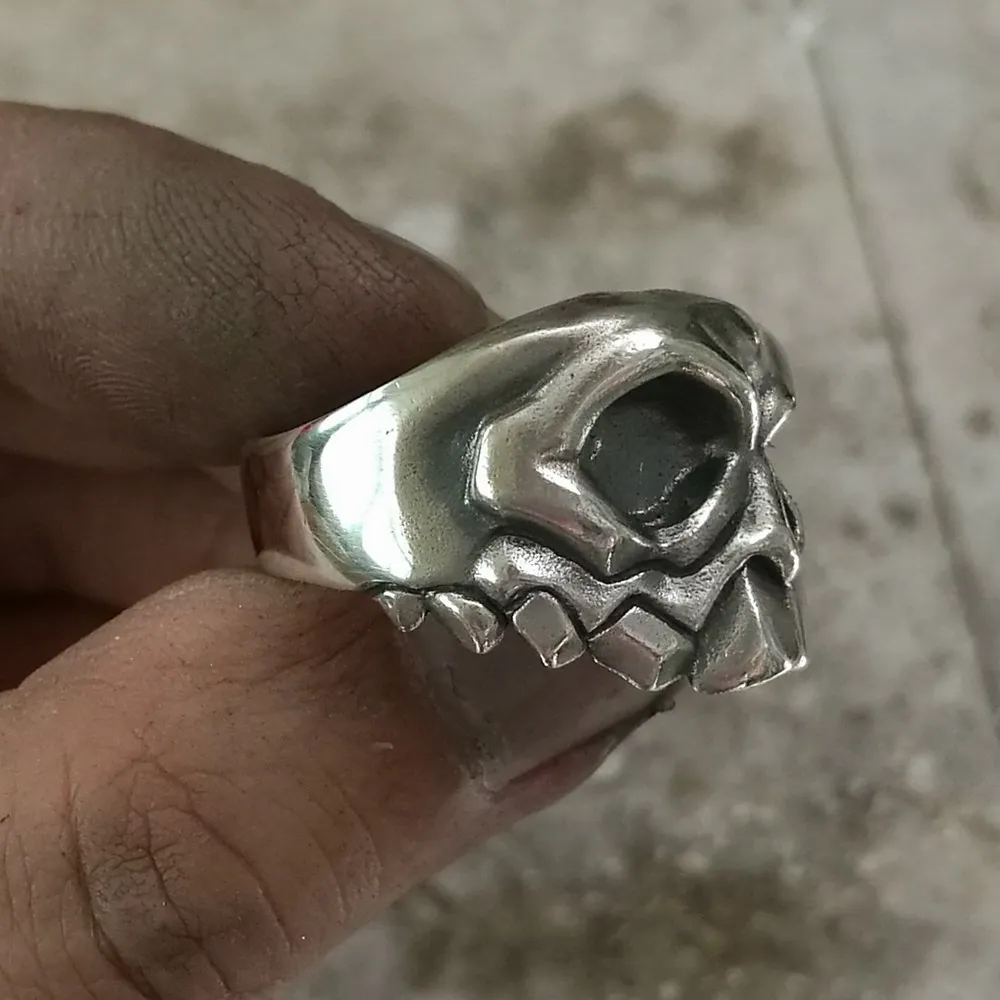 Front Tooth Skull Ring 925 Sterling Silver Mens Biker Ring TA107C UK #N½~#Z4 