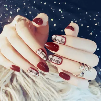 

Girls Summer Fashion False Nails Mixed Loading Red Color Lattice Fake Nails Pure Color Small Round Head Nails Art Back with Glue