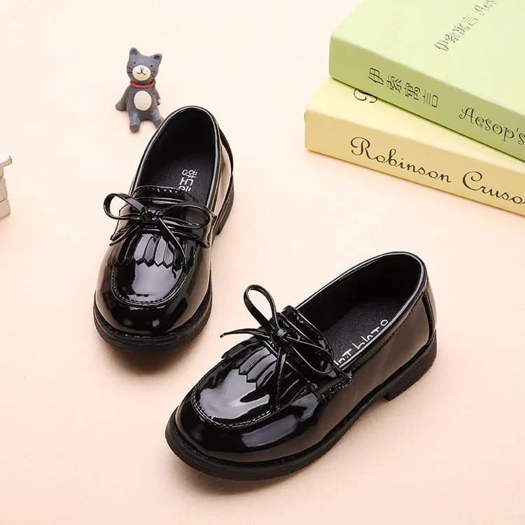 AFDSWG весенне-Осенняя детская обувь принцессы черная обувь на низком каблуке серебристого цвета для девочек школьная обувь черного цвета мокасины для детей