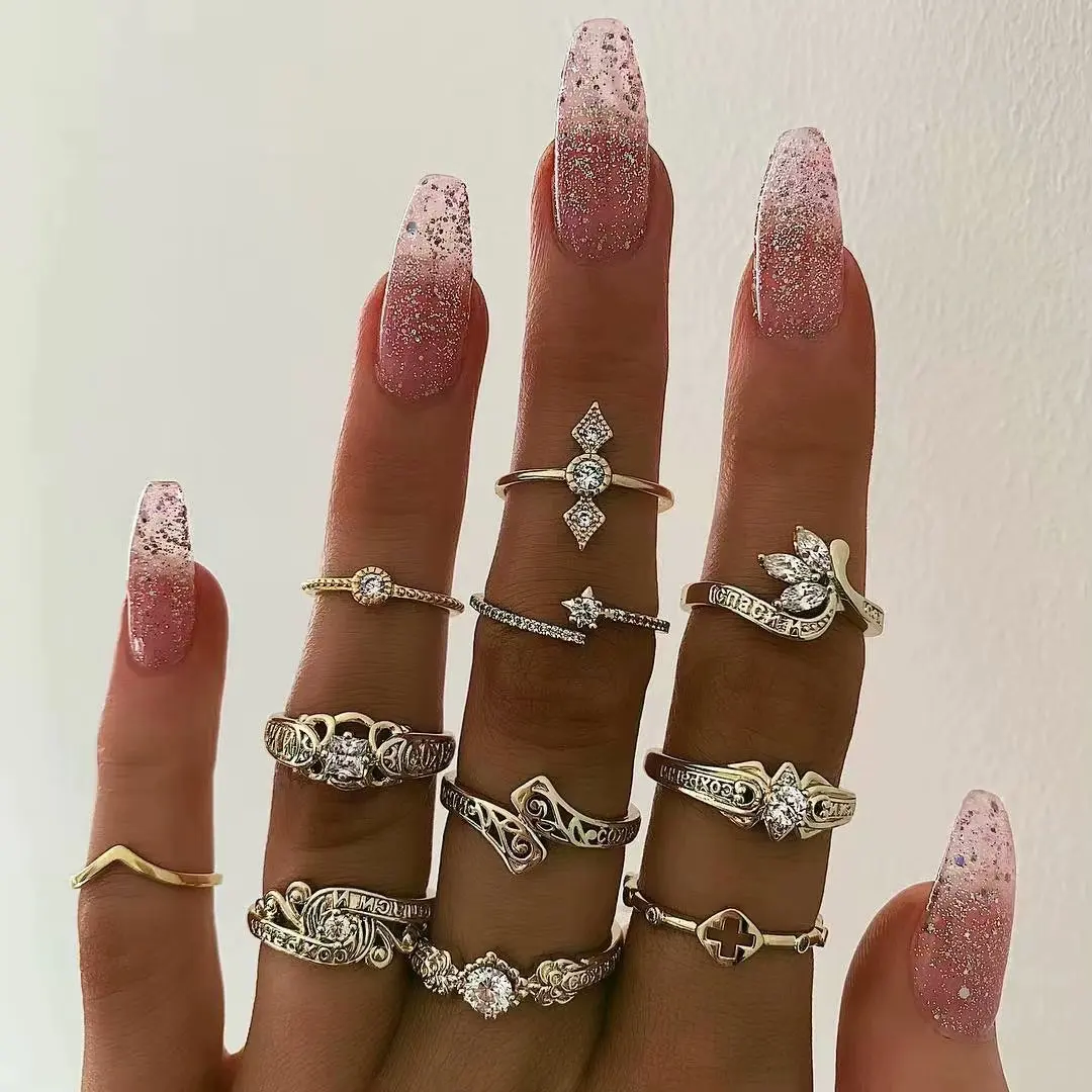 

Retro Gold Color Totem Pattern Rhinestone Rings Set Hollow Cross Ring for Women 2019 Fashion Jewelry Girls Gift Simple Style New