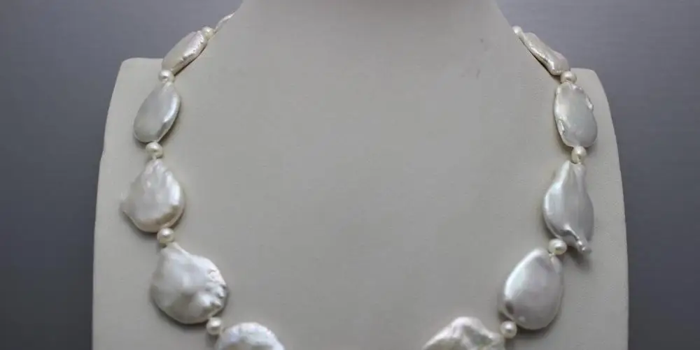 

Free shipping@@@@@ white Coin-shaped fresh water pearl necklace 19INCH a